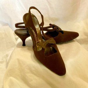Size 6.5 Socialite Brown Velvet Vintage Slingback Kitten Heel w/Sweet Bow!